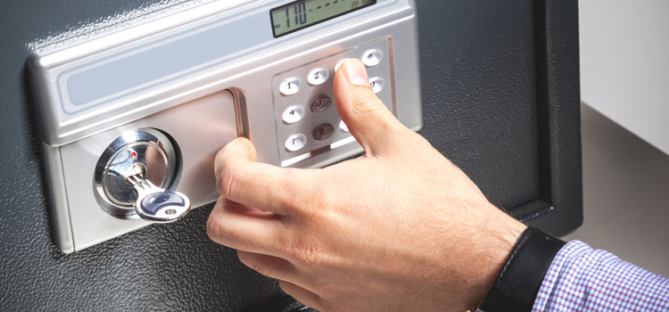 Safe Opener Service Golden Hills